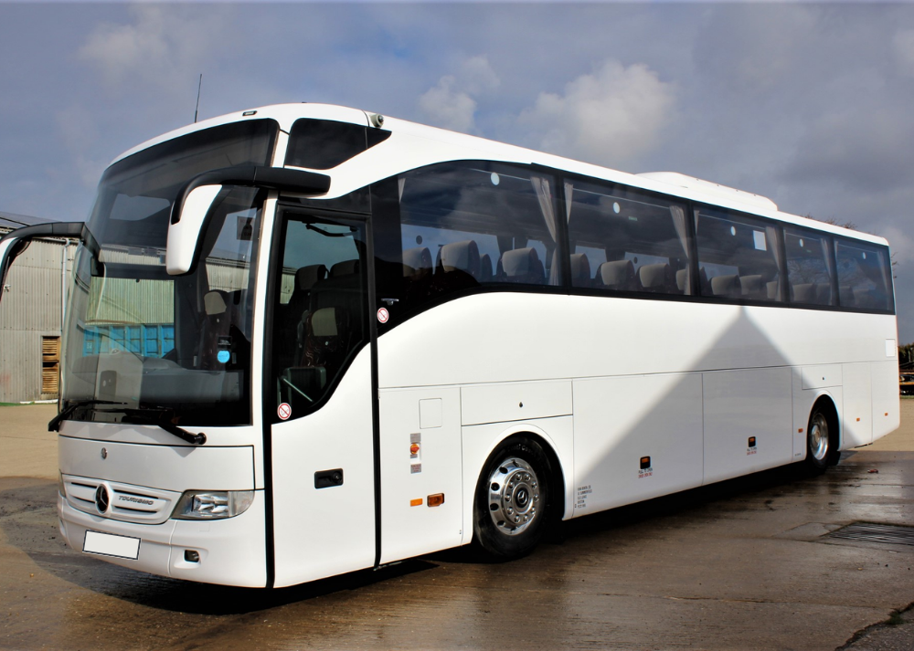 p & r minibus & coach travel ltd